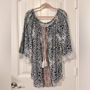 Nygard Collection Long Flowing Over Shoulder Dark Blue Blouse Lace Trim 2x